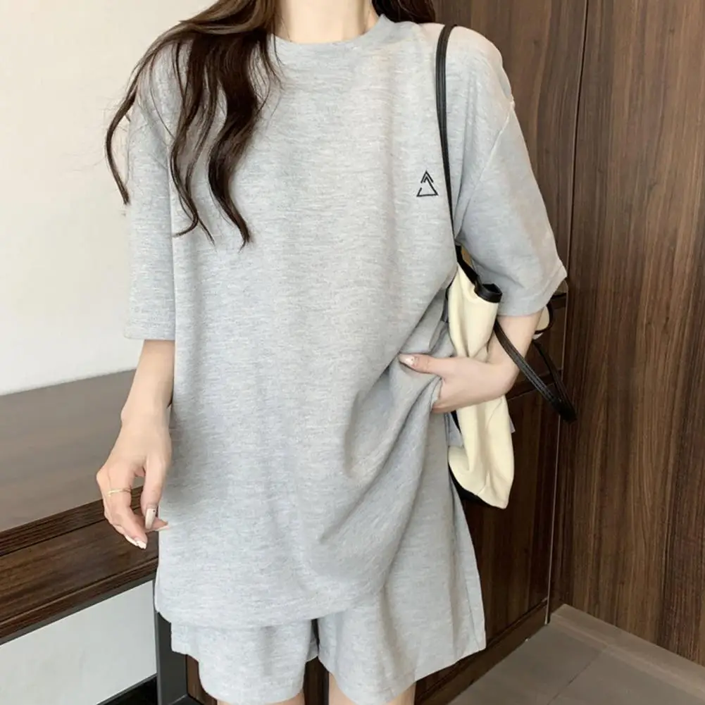 Women's Korean Loose Letter T-Shirt Straight Summer Beach Vacation Shorts Baggy Pockets Short Sleeve Top and Shorts Outfits