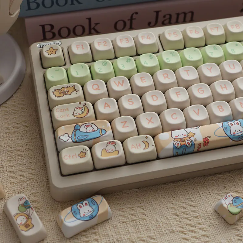 

Space Rabbit Keycap Milk Powder Color Cute MOA Height Square Sublimation Ningzhi 68 75 98 S99 104RK