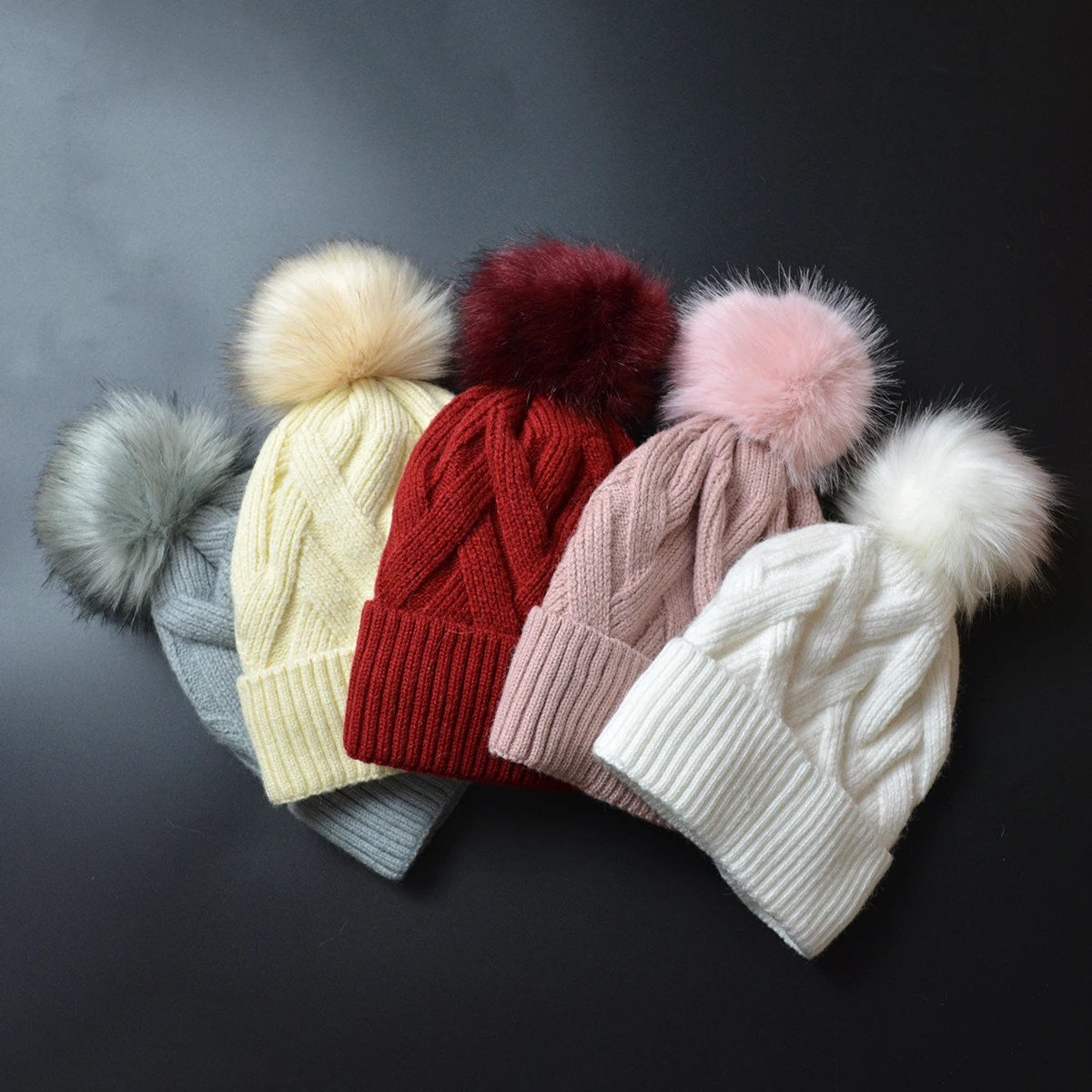 Japanese Rabbit Hair Fox Fur Pompom Hat Female Designers M Sign Knitted Hat Autumn Winter Warm Ear Protection Hat Beanies Hat