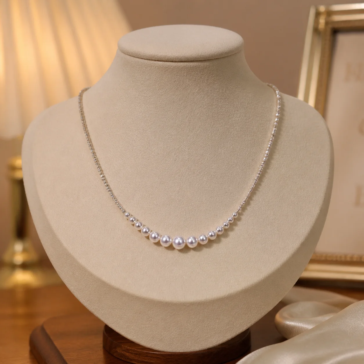 Elegant Clavicle Necklace Featuring Genuine White Pearls in Three Distinct Sizes Set on Authentic 925 Sterling Silver Chain Retr