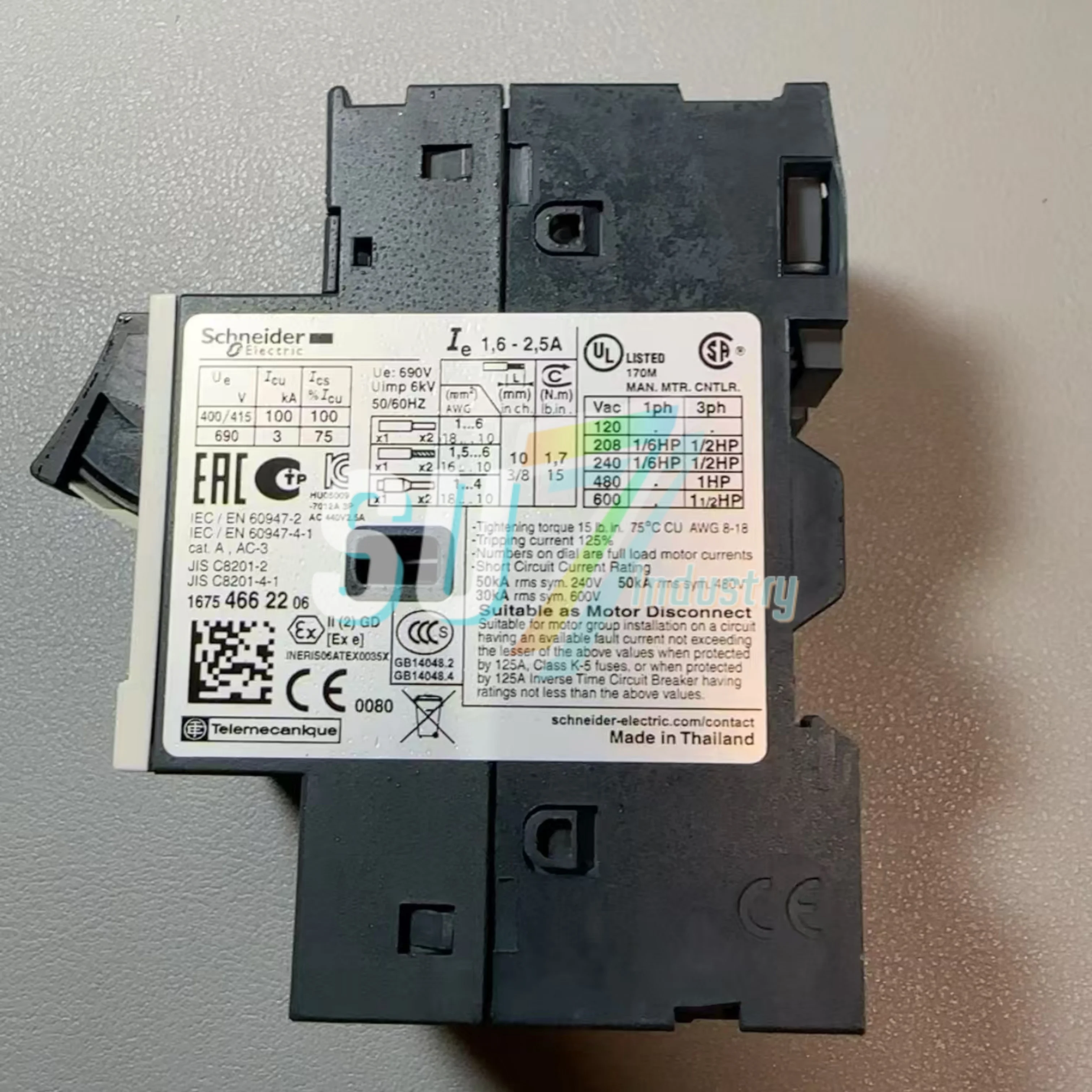 サーキットブレーカー GV2ME07 GV2P32 倉庫に新品
