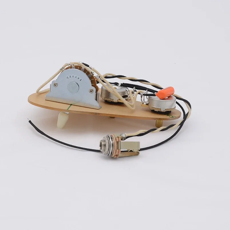 1 set di pickup singoli SSS caricati precablati per chitarra elettrica, kit precablato (3 vasi CTS in ottone da 250 K + interruttore a 5 vie)