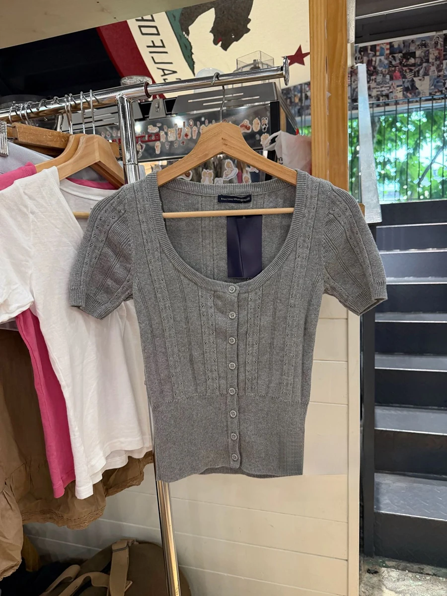 Hollow Out Knitted T-shirts Women Streetwear Slim Cotton Short Sleeve Cardigan Tees Vintage Button Preppy Style T-shirts Y2K New
