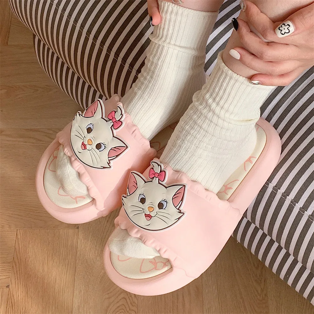 

Popular Disney Cute Mary Cat Slippers Women's Summer Casual Anti Slip Slippers Cartoon Kawaii Style Aesthetic Thick Sole Shoes