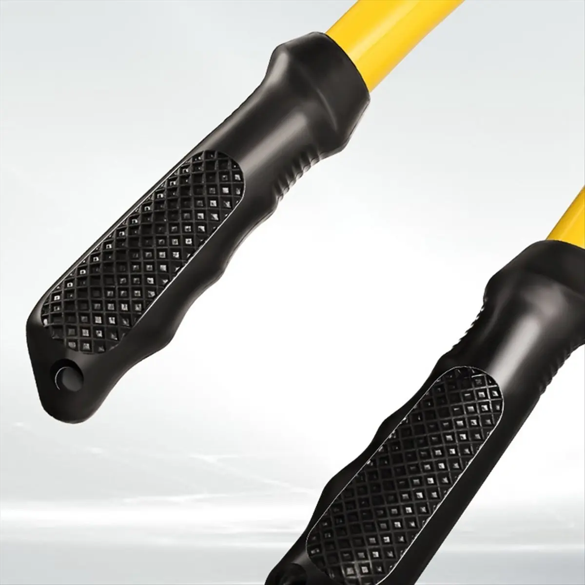 A62Z 18In Medium Bolt Cutters Soft-Grip Rubber Ergonomic Handles Cuts Fence, Wire, Chain, Screws, Rivets and Medium Padlocks