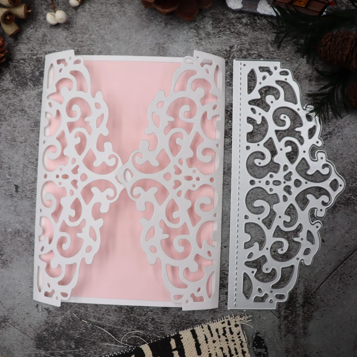 Lace Hollow Pattern Scrapbook Embossing Greeting Card Metal Knife Mold Manual Punch Stencil Handicraft Cutting Die 2024