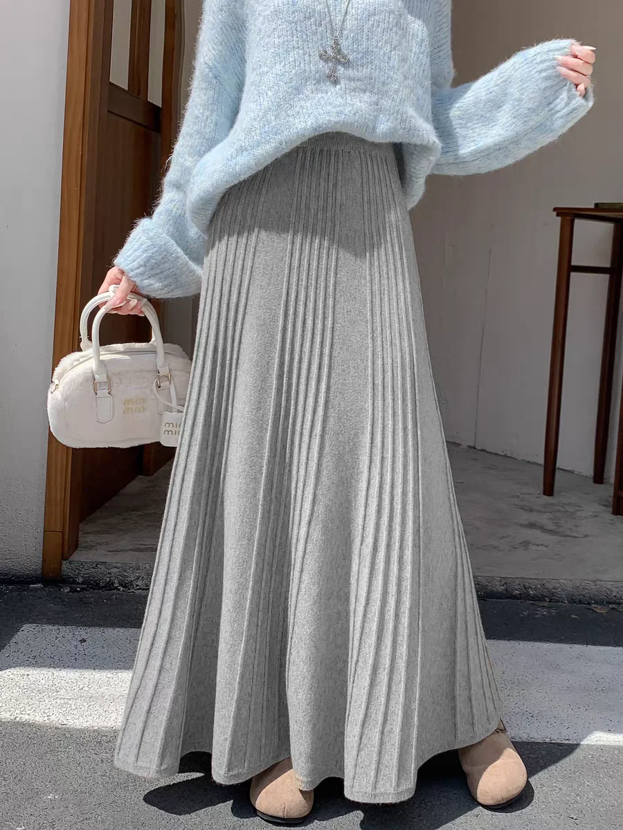 

Elegant Grey Knitted Maxi Skirts for Women, High Waist A-Line Flared Skirt with Beautiful Drape, Fall Winter 2025