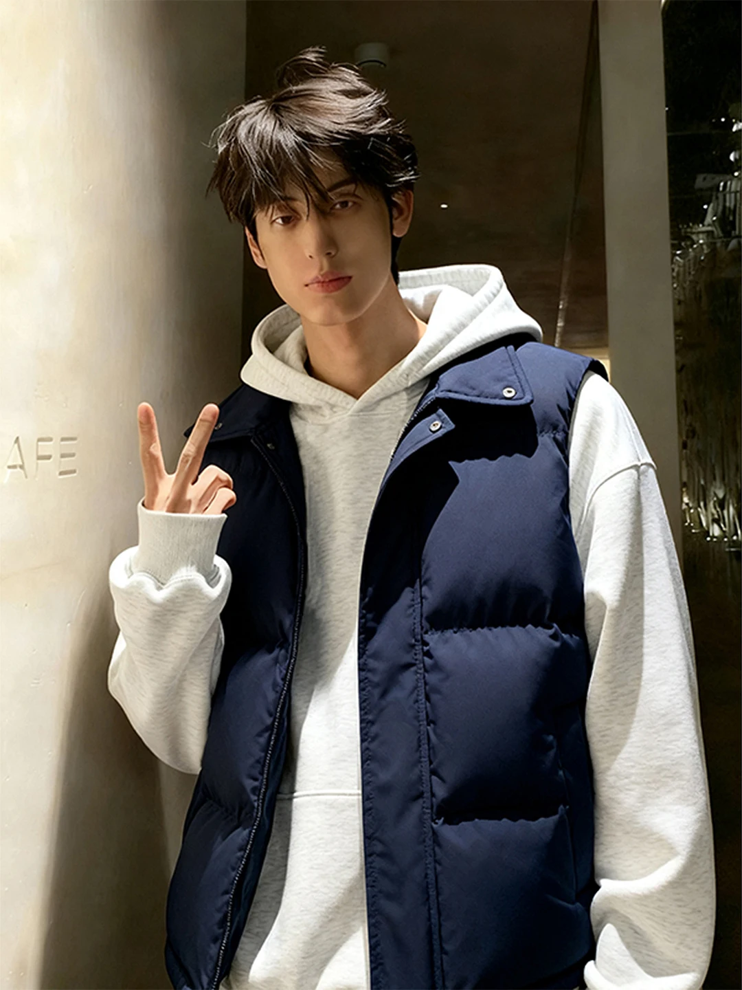 

Легкий американский пуховый жилет с воротником-стойкой для мужчин, зимняя тонкая куртка с подплечниками, теплая верхняя одежда