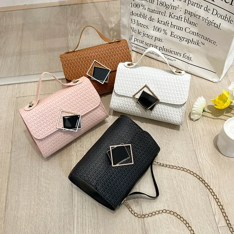 

Women's bag 2024 new melon seed pattern square lock chain small square casual mobile phone bag foreign trade