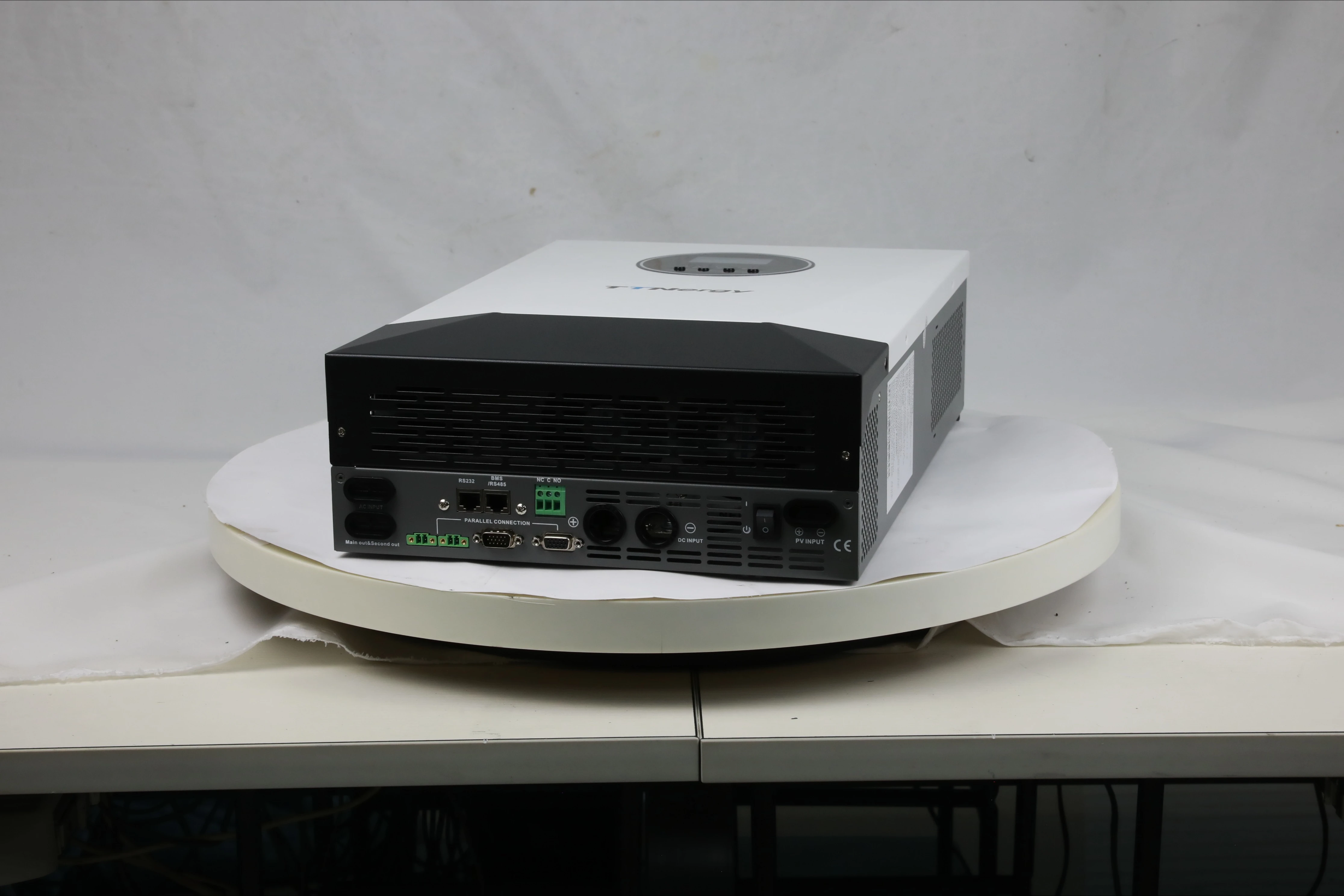 Inverter Hybrid Surya AC/DC 3.6KVA 6.2 KW 5KVA 5KW LCD IP65 Fase Tunggal Gelombang Sinus Murni Off Grid untuk Sistem Surya