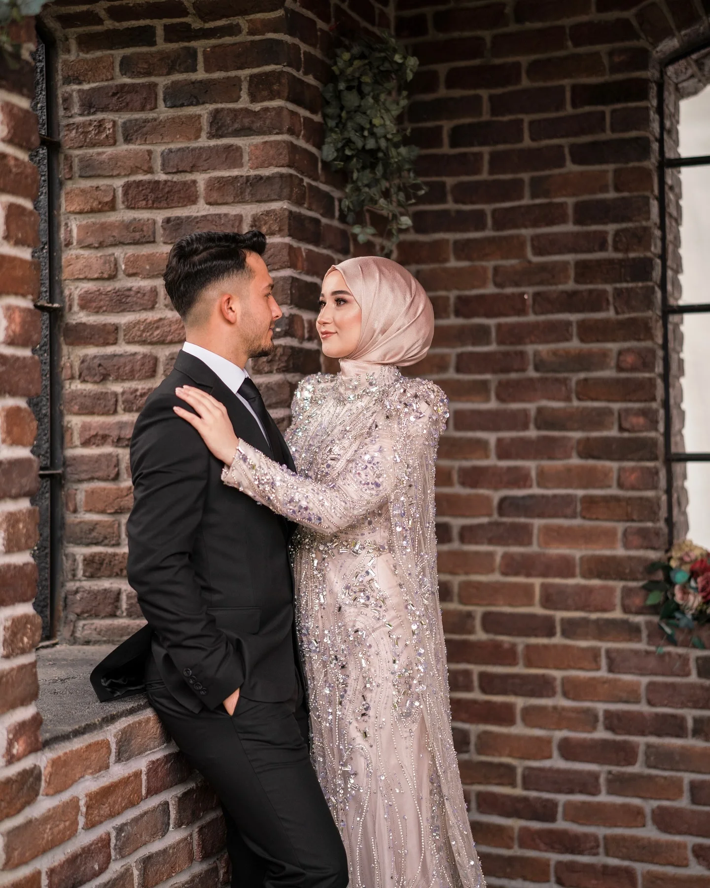 Sharon Said Luxuriöses Dubai Champagner Kristallperlen-Cape Muslimisches Abendkleid Arabisches Hochzeitskleid Ballkleid SS366 Maßanfertigung – Detail 12