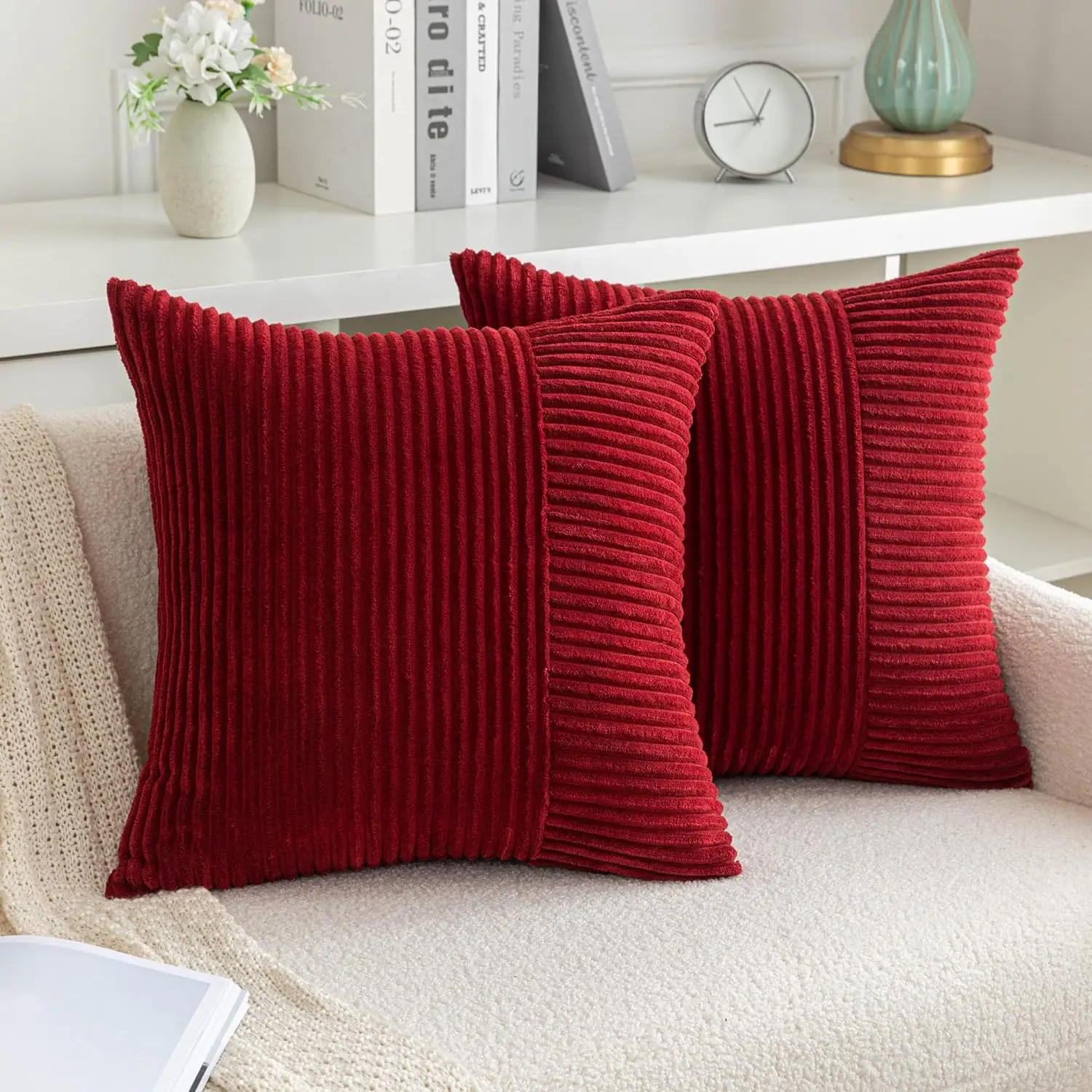 

2pcs Corduroy Throw Pillow Covers Christmas Red Green Striped Patchwork Farmhouse Classic Pillowcases 30x50cm 45x45cm 50x50cm