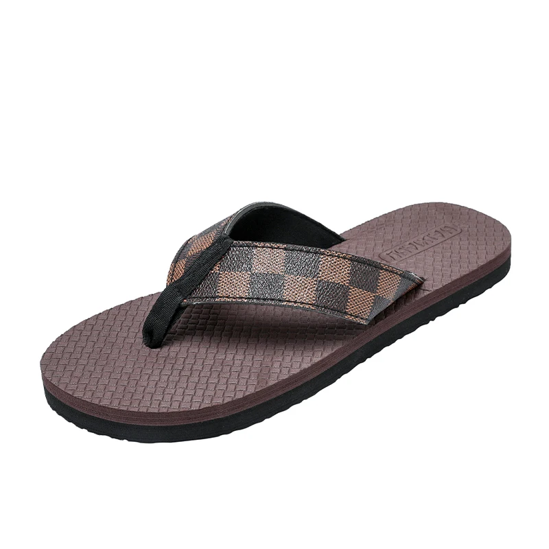 

New soft-sole flip-flops men's Sandals beach non-slip slippers Flat toe bathroom home casual sandals designer men's Slippers