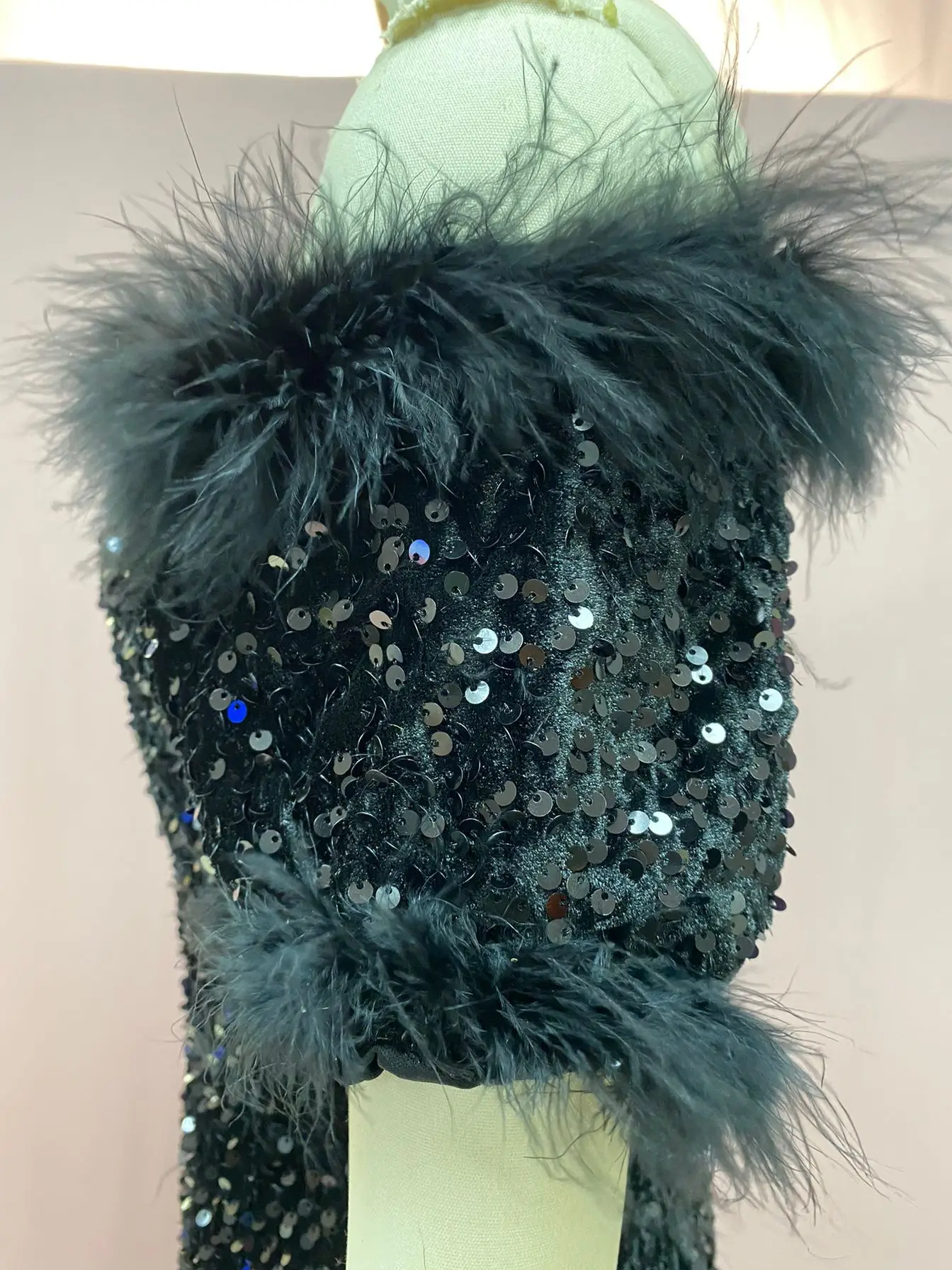 Y2K woman clothes  V-Neck Feathers Sequins Black Jumpsuit Slimming Waist Evening Gown One-Piece Suit Glittery Bodycon Jumpsuit