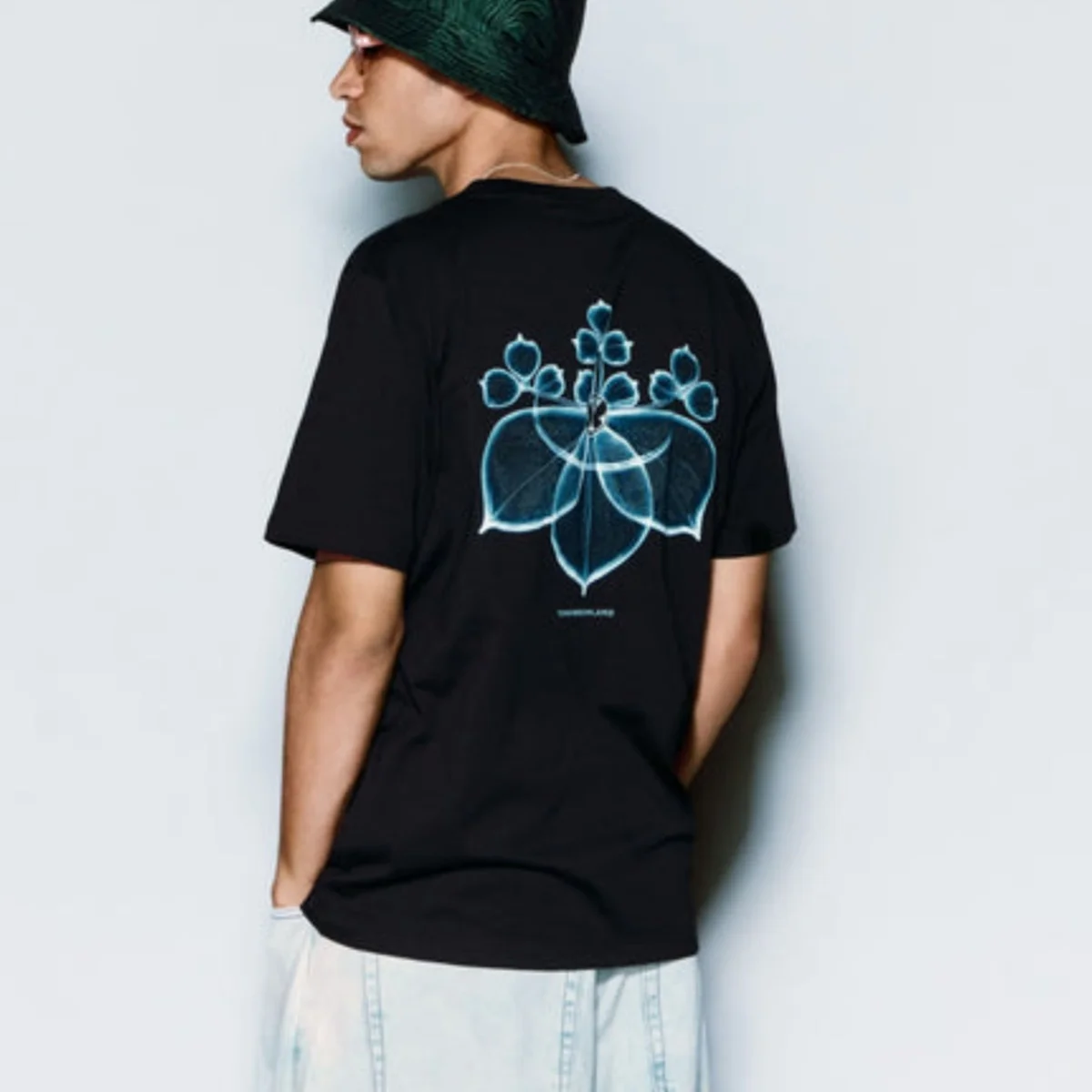 Retro Summer Tomorrowland Graphic Cotton T-shirt Unisex Summer Short Sleeve Fashion Brand Tee Luxury Casual Vintage Tees