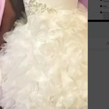 modificare il fondo del vestito per aggiungere un costo aggi...