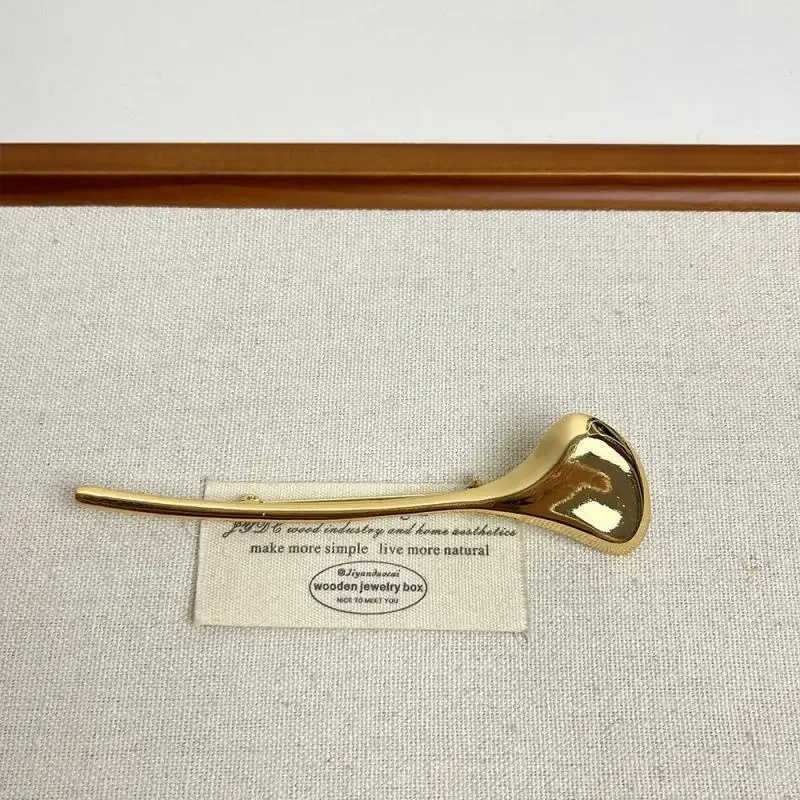 Изысканная глянцевая металлическая брошь в виде листьев гинкго для женщин, модный простой костюм, корсажные булавки, аксессуары, вечерние украшения, подарки на день рождения