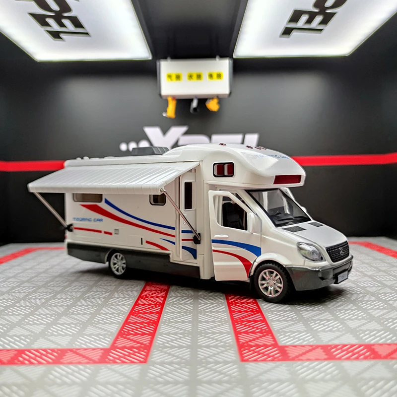 1:32 Sprinter Luxury Motorhome Recreational RV Alloy Car Model Simulation Diecasts & Toy Vehicles Pull Back Car Collection