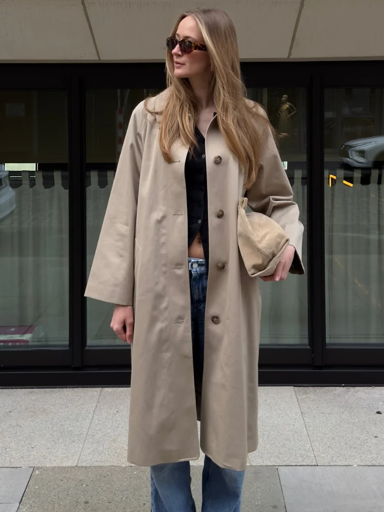 Khaki Mid-Length Coat Minimalist Stand Collar Single Wood Button Straight Long Sleeve Trench Coat 2026 Relaxed Commute Wear