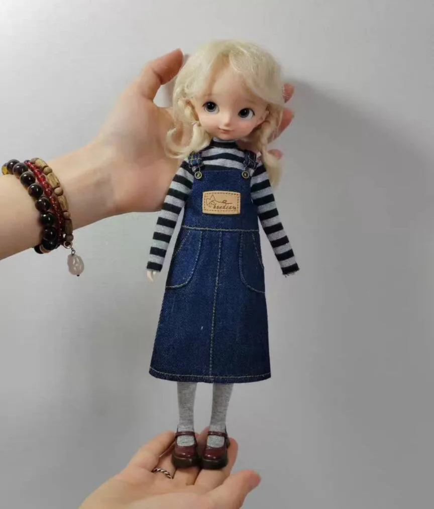 

3pcs leisure fashion style 2025 Blythe/landoudou T-shirt,overalls,socks. (Fit for Lulu,ymy24,Ob22,24,26,zone, Jenny)