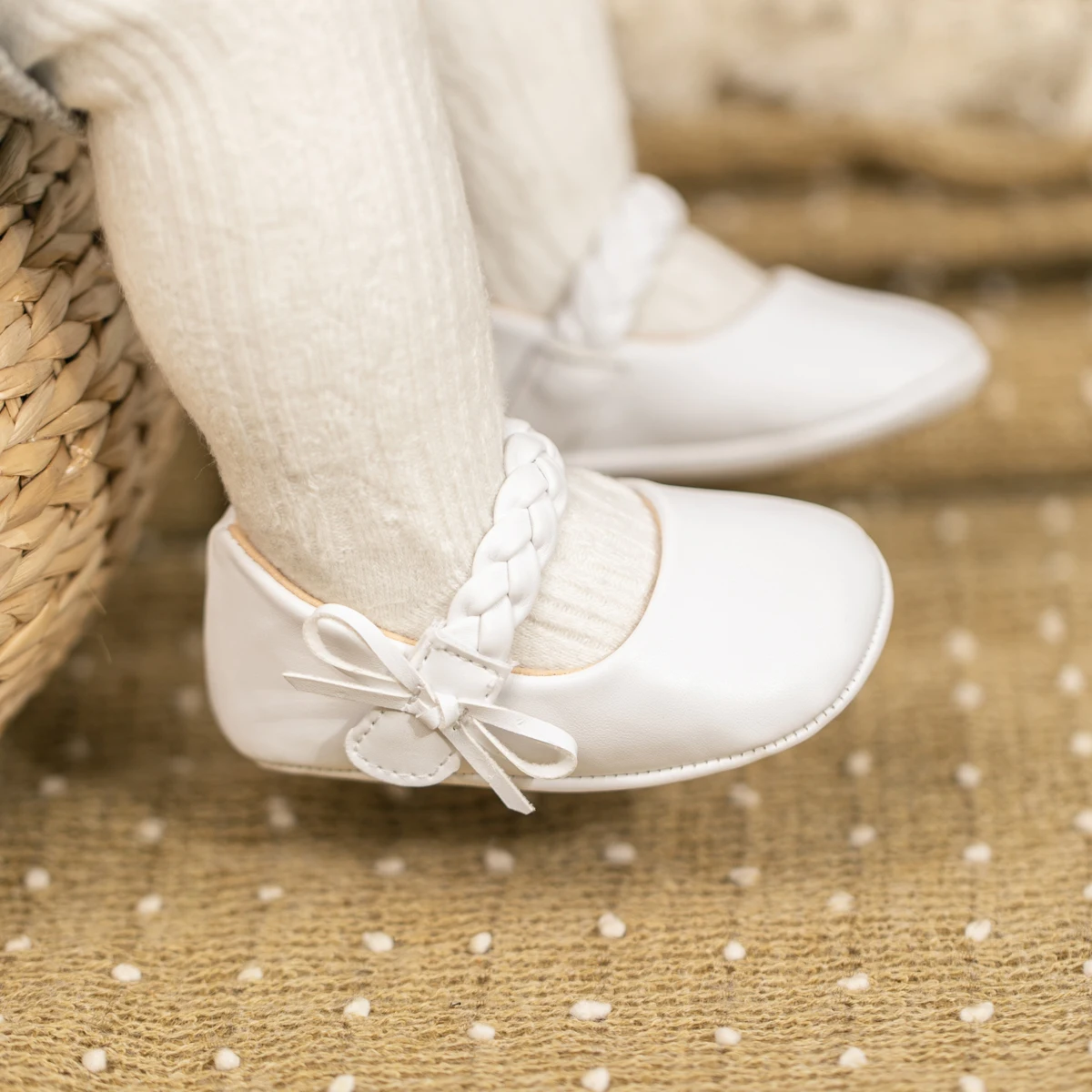 Baby\'s First Pair of Toddler Shoes Baby Girls Shoes Rubber material Breathable Non-slip Girls Fashion Shoes Princess Lace Style