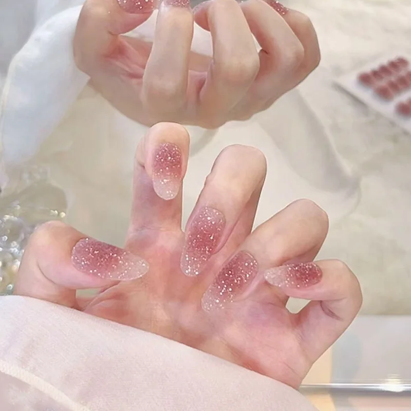 เล็บปลอมอะคริลิคแบบกดติด 3 มิติ ลายตาแมวเมทัลลิก สีนู้ดชมพูฟ้า แบบถอดได้