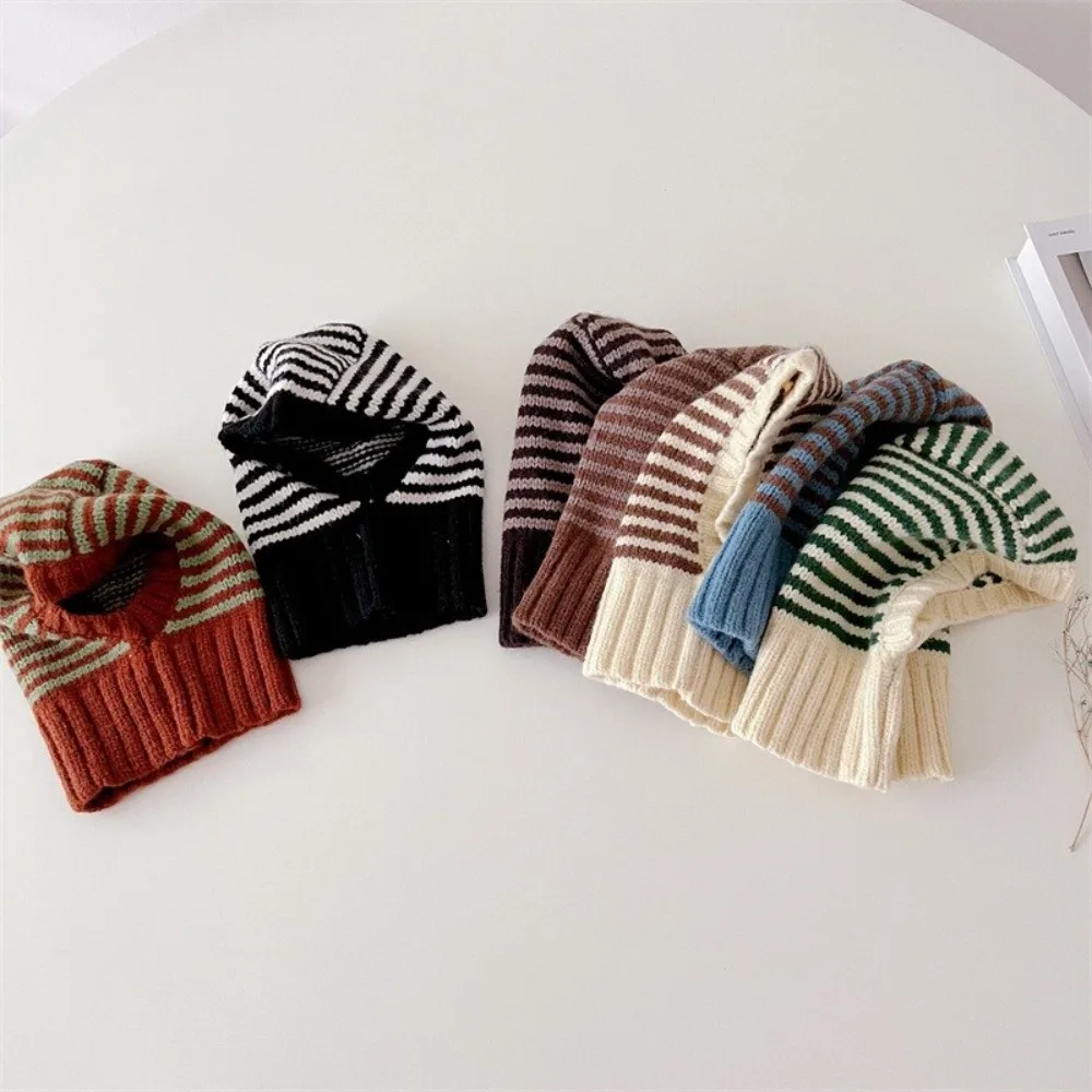 Striped Design Winter Scarf Hooded Style Ear Protection Knit Ear Protection Hats Knit Material Balaclava Shape
