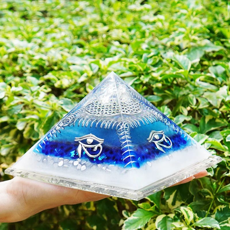 Eye Of Horus, Ancient Egypt Art Meditation Orgonite Pyramid Orgone Pyramid Energy Generator，Reiki Healing,Home Decoration