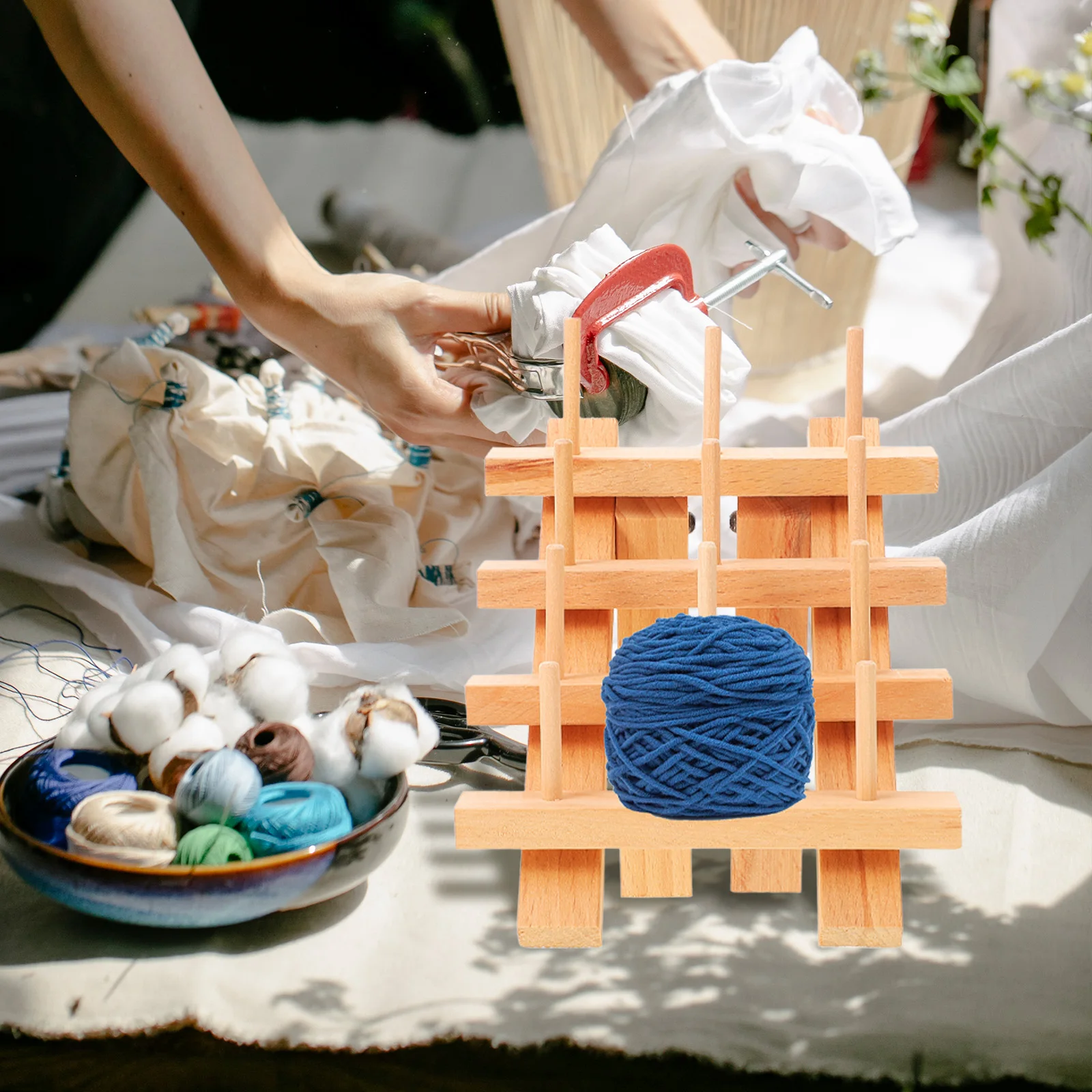 

Tool Spool Wooden Frame Travel Round Thread Holder Bobbins Embroidery Organizer