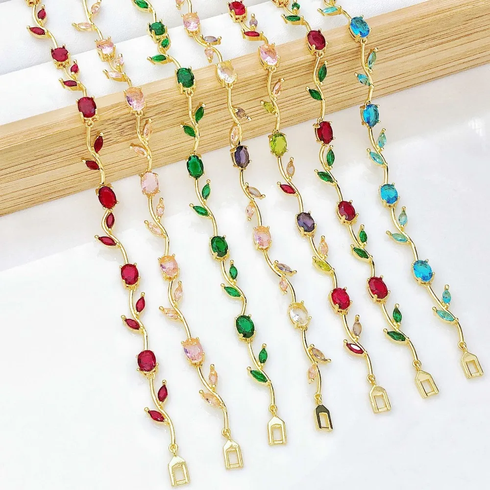 

Gold Plated Multi-color CZ Vine Leaf Bracelet, Cubic Zirconia Inlaid Flower Link Chain Bracelet for Women