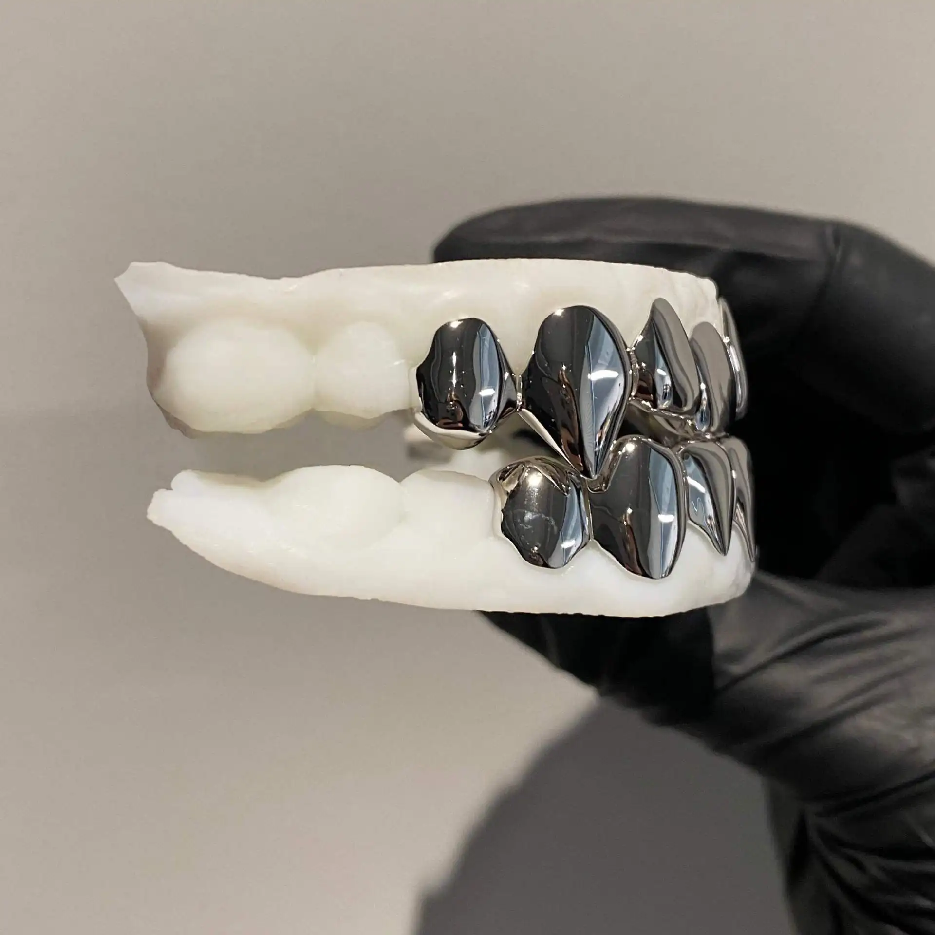 Glossy Fangs Grill Top 8 Bottom 8 European And American Cross-border Hot-selling Grillz