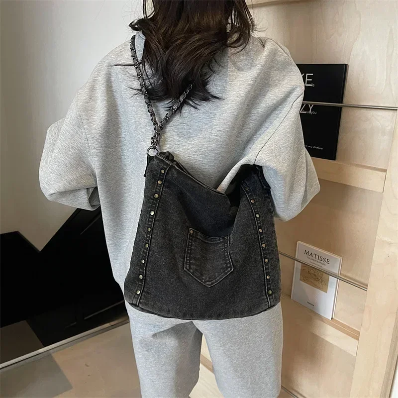 

2025 New Arrival Women's Large Denim Tote Bag - Stylish Crossbody Commuter Wallet & Spacious College Bag for School & Work
