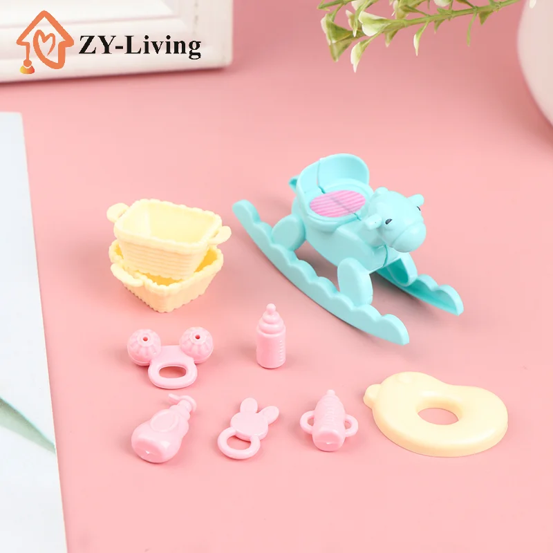 

1:6 Mini Small Plastic Rocking Horse Model Balance Horse Doll House Decoration Pretend Play House Toy Gift For Child Kid Girl