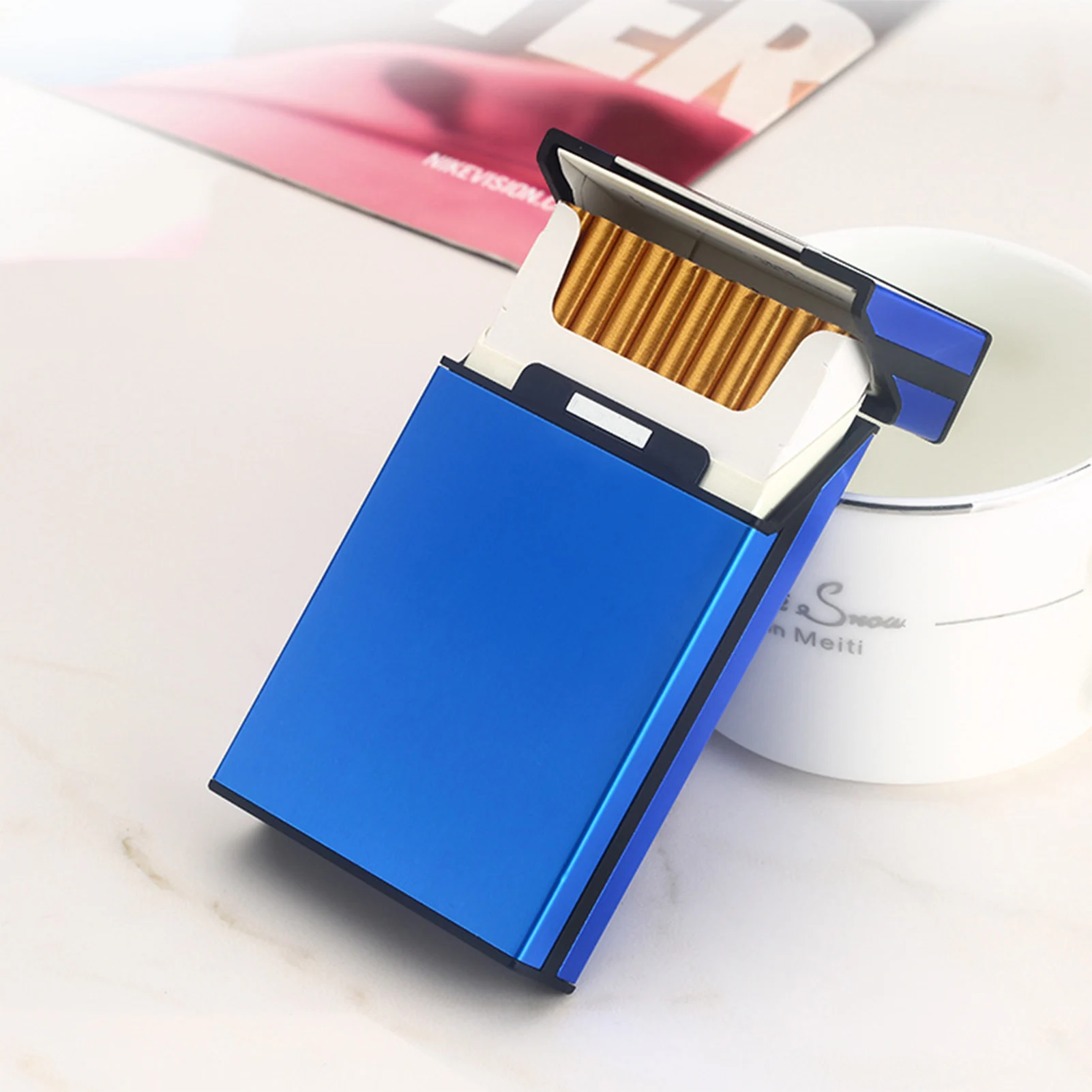 Metal Cigarette Case Box Portable Cigarette Case Can Hold 20pcs Cigarettes Gift for Birthday Anniversary