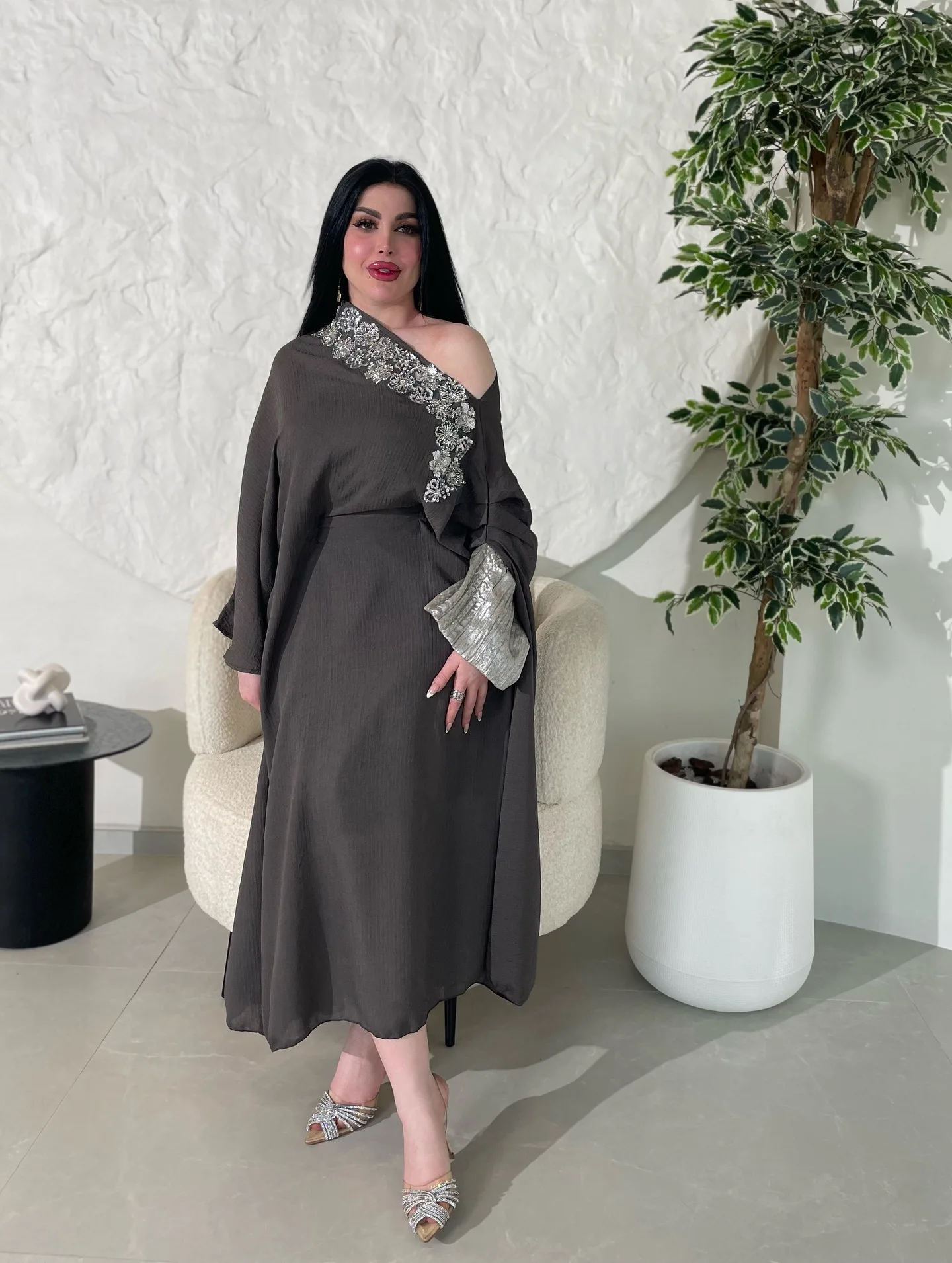 glamorous-grey-evening-dresses-soft-chiffon-long-sleeves-prom-gowns-beads-appliqued-tea-length-customized-special-occasion-dress