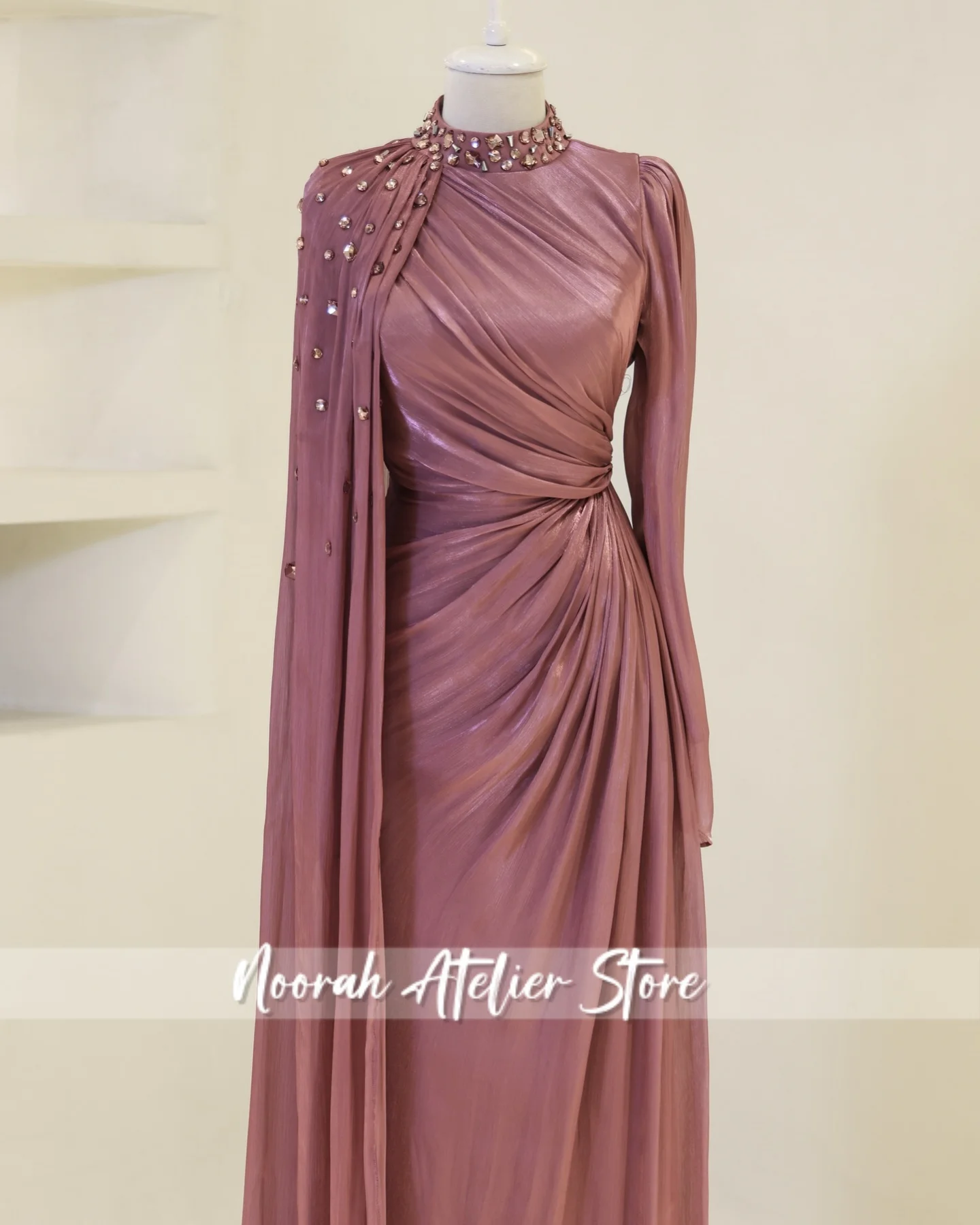 

Dusty Rose Beaded Cape Sleeves Luxurious Muslim High Quality Women Islamic Evening Dresses 2025 Pleats Wedding Party Customized