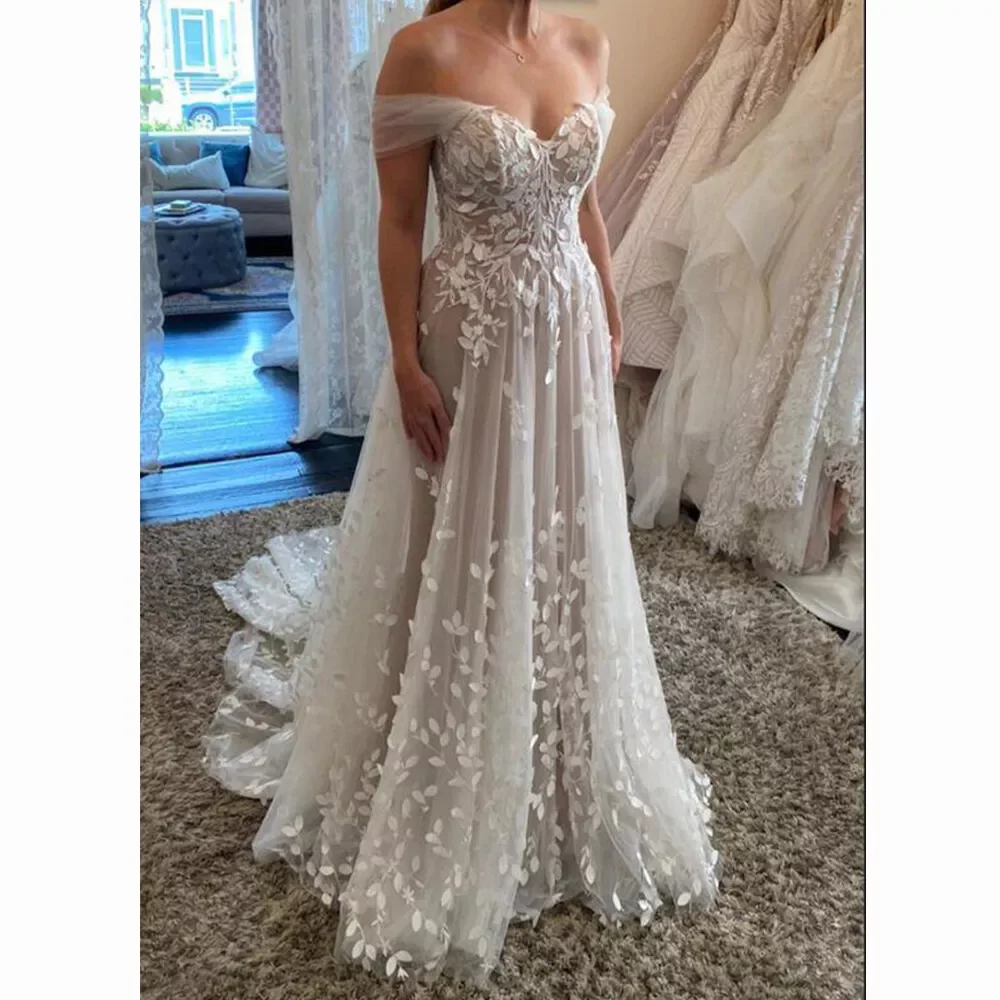 

Beach Wedding Dress Off The Shoulder Sweep Train Lace Appliques Bohemian Bridal Gowns Customized A-Line Vestido De Novia