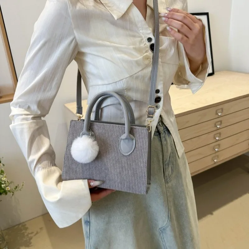 

Luxury Women's Classic Messenger Bag Leather Crossbody Bag Handbag, Famous Designer Elegant For Ladies Popular Shoulder Tote