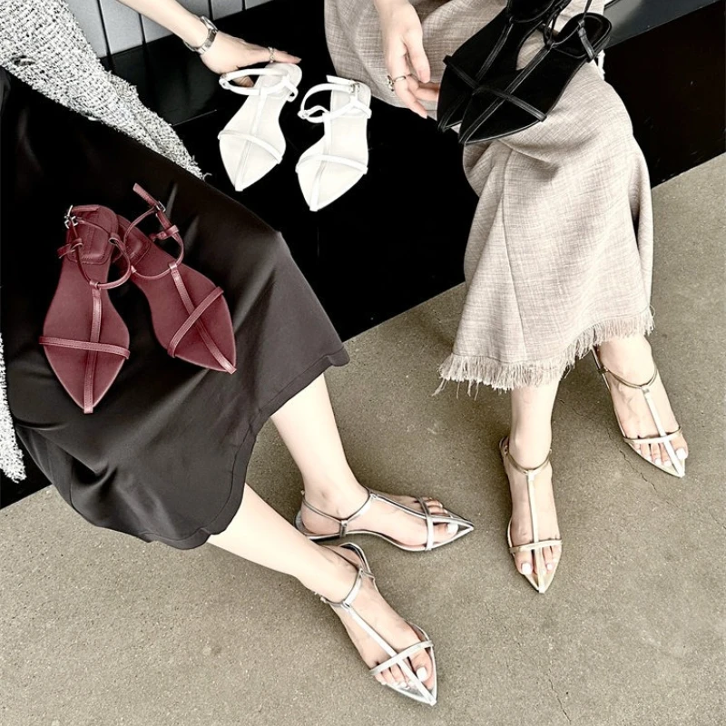 sandalias-femininas-planas-2026-verao-nova-moda-sandalias-estilo-romano-sexy-e-confortaveis-sandalias-de-salto-baixo-para-mulheres-zapatos-mujer