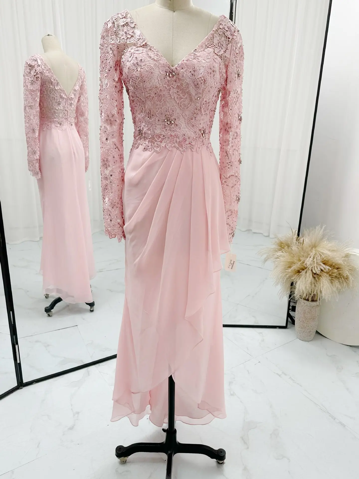 Pink Sexy Deep V -Neck Long Sleeve Slim Chiffon Banquet Performance Evening Dress M1573