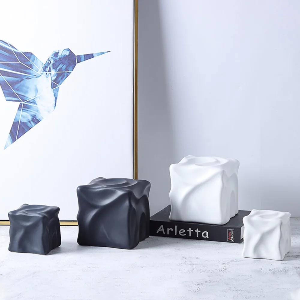 Modern French Luxury Cube Folding Ice Gold and Silver Ceramic Ornaments Home Hotel Jewelry Creative Desktop Ornaments
