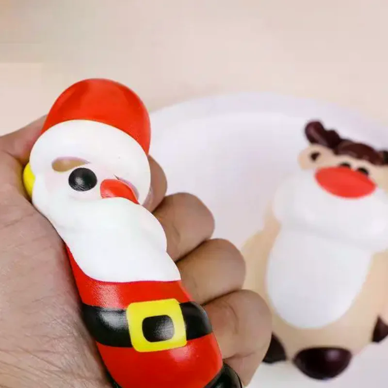Regalo di Capodanno 2025 Decorazione della festa di Natale Giocattolo antistress di Natale Albero di Natale di Babbo Natale Giocattolo rimbalzante per spremere
