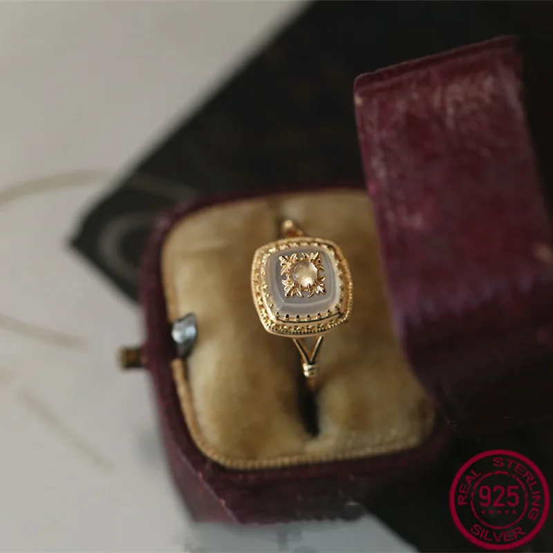 

New S925 pure silver retro ring with simple temperament, French light luxury fashion personality ring, wedding jewelry