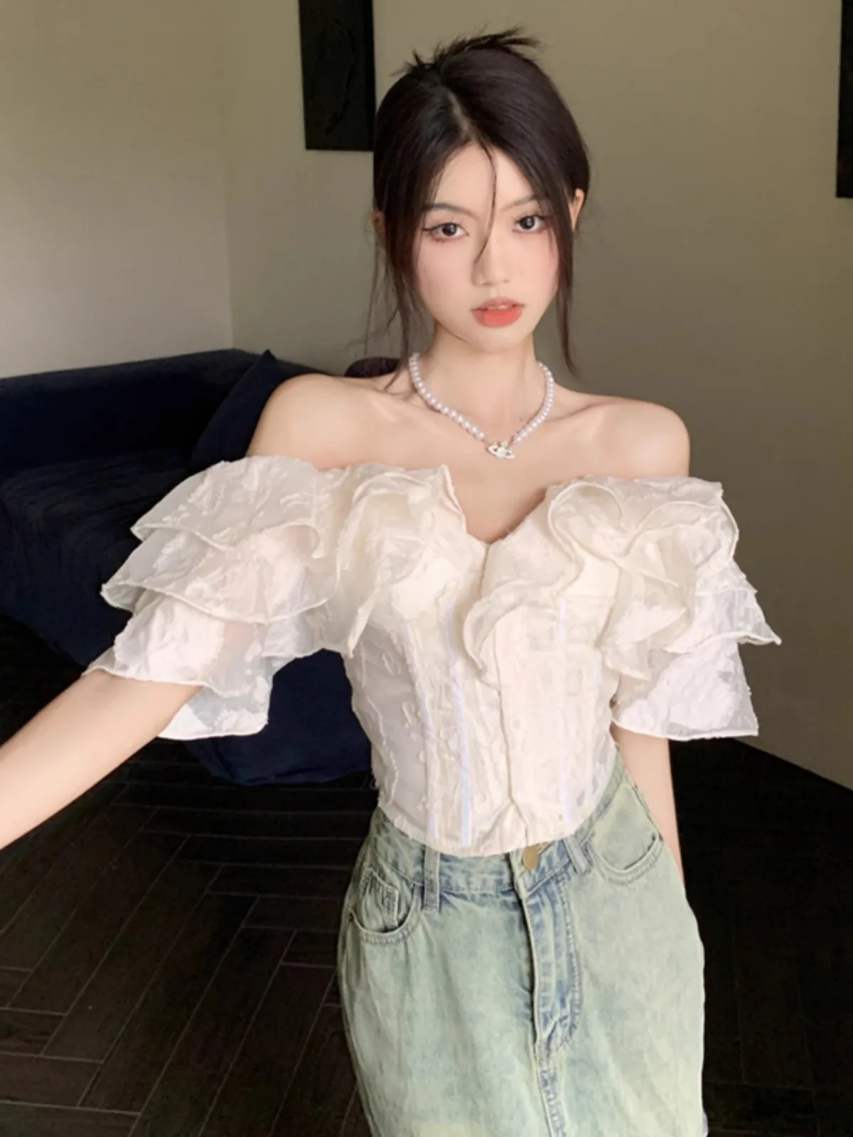 Slash Neck Shirts Women Short-sleeve White Crop Casual Tops Design Summer Sexy Ruffles Simple Tender Slim Attractive Fashion