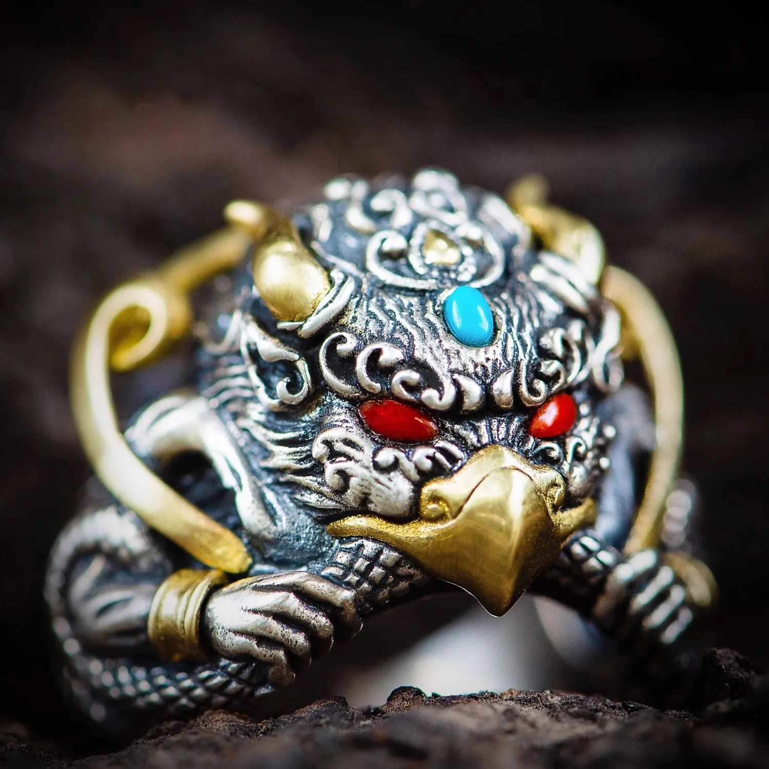 

High end retro roc bird mens rings inlaid gemstones blue and red domineering punk style silver 925 ring banquet jewelry gift