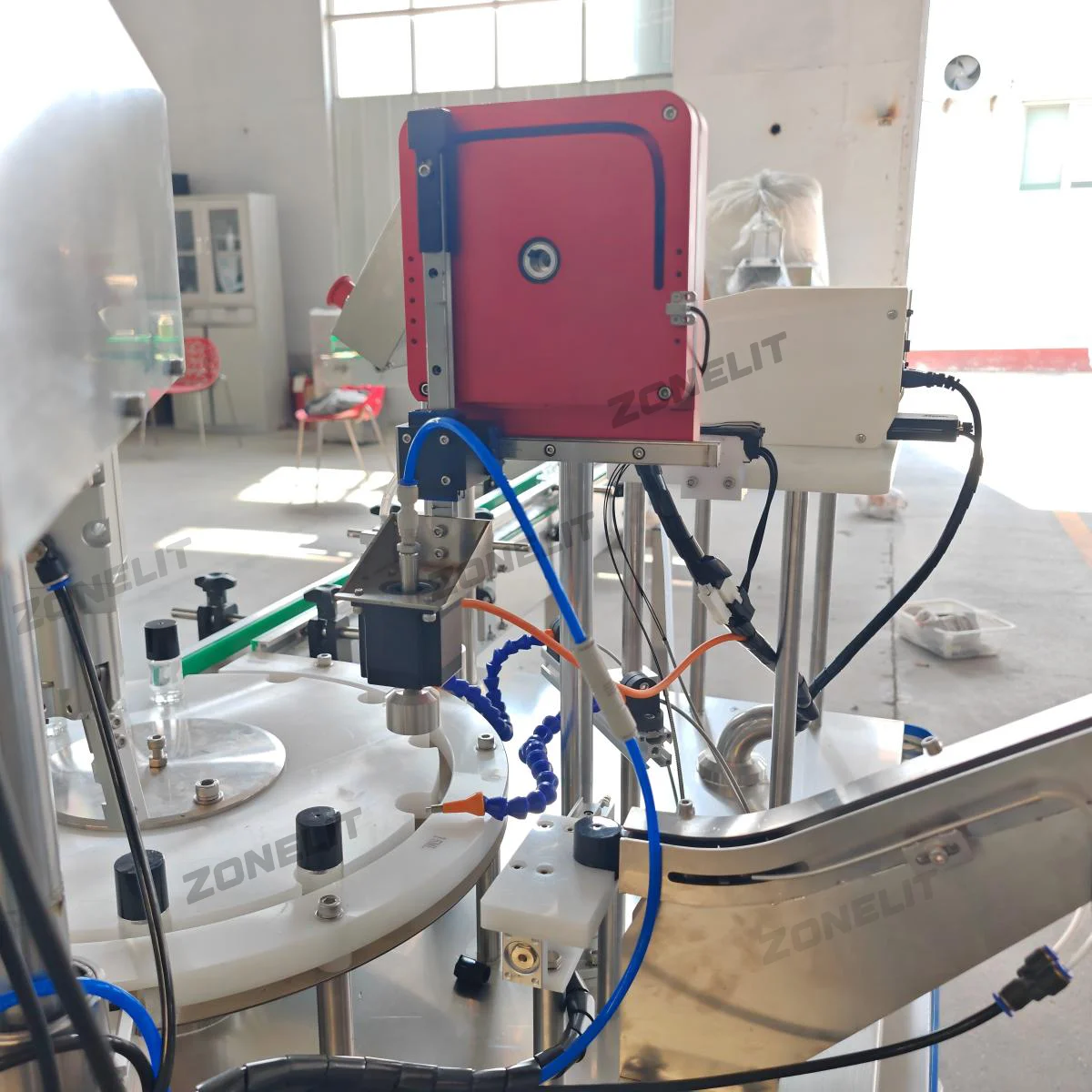 Máquina Automática para Llenado de Frascos de Vidrio Pequeños de 10ml y 15ml, para Perfumes, Aceites Esenciales, Muestras de Fragancias y Colonia, con Sistema de Tapado