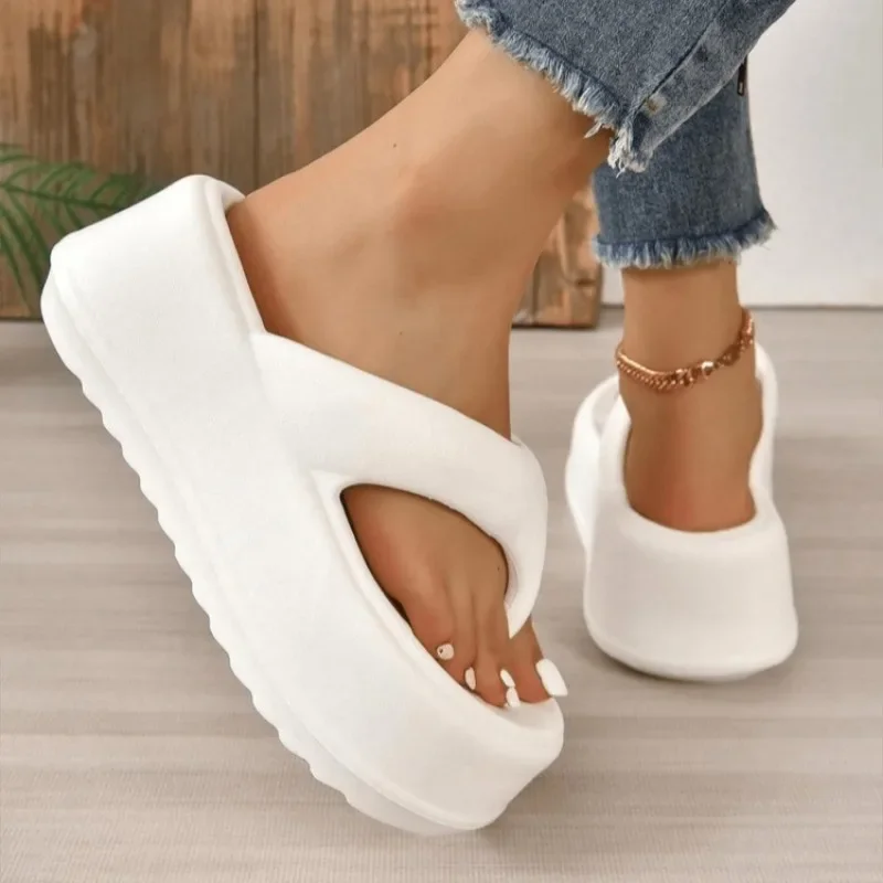 2024 New Hot-selling Fashion Versatile Solid Color Flat Slippers for Women Thick-soled Casual and Comfortable Slippers for Women