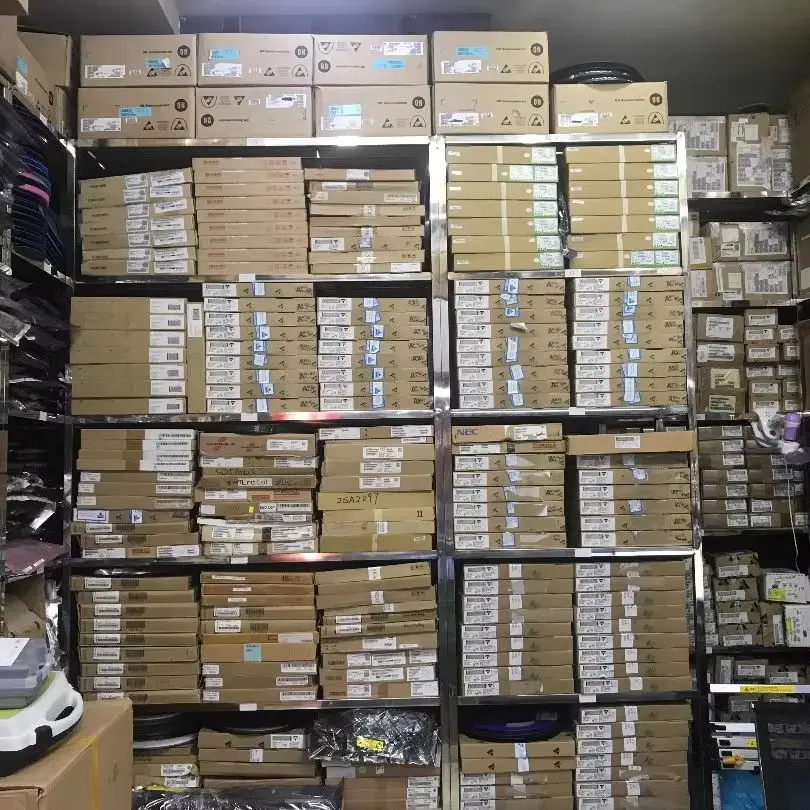 1 pz ~ 10 pz/lotto nuovo originale LGE35230 35230 BGA chip reball con palline IC Chipset