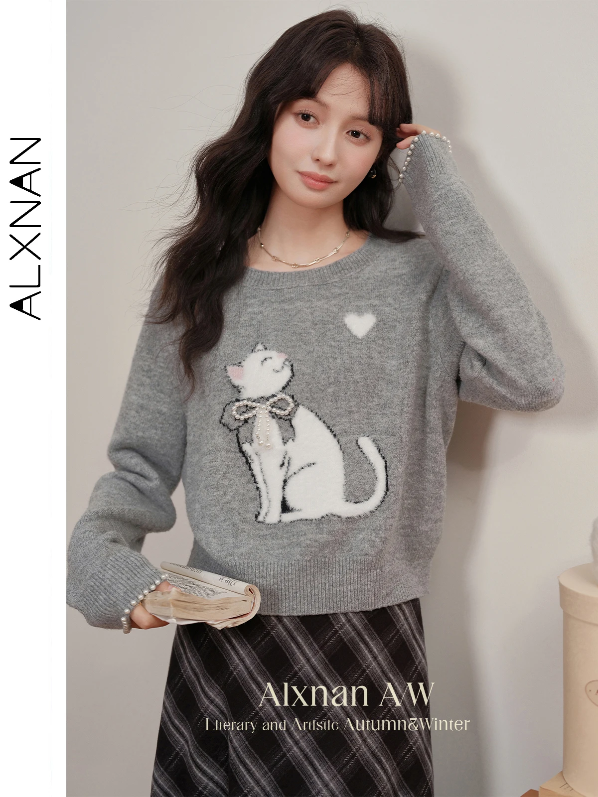 

ALXNAN Women's Gentle Knitted Pullovers O-neck Long Sleeve Beading Animal Pattern Sweaters 2024 Fall Winter Warm Clothing L51261