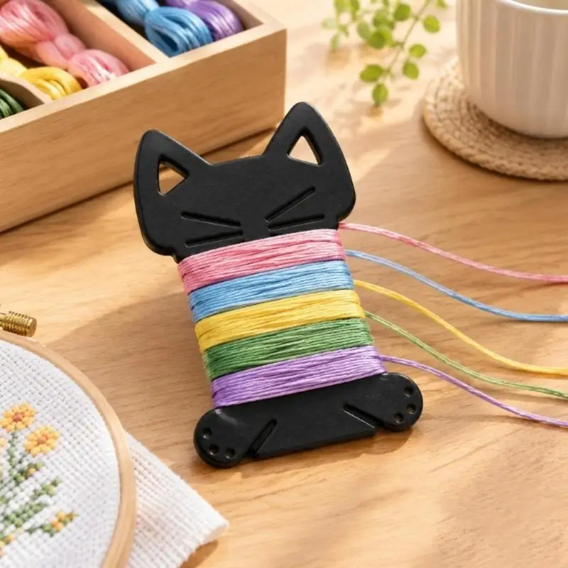 Kitten-Shaped Embroidery Thread Winding Board with Lower Notches and Six Holes for Sewing Thread Organization 87HA